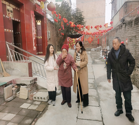 瑟瑟冬日 暖暖溫情——公司黨委、工會開展“送溫暖、送祝?！被顒? />
                  </p>
                            <p style=